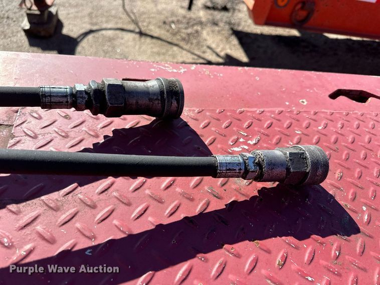 image for item NJ9319 2004 Landoll 345C-35 tilt deck equipment trailer