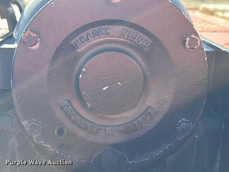 image for item NJ9319 2004 Landoll 345C-35 tilt deck equipment trailer