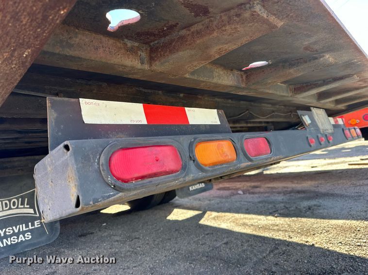 image for item NJ9319 2004 Landoll 345C-35 tilt deck equipment trailer