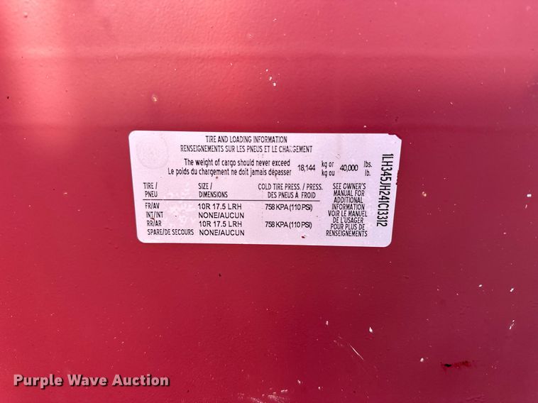 image for item NJ9319 2004 Landoll 345C-35 tilt deck equipment trailer