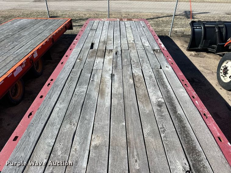 image for item NJ9319 2004 Landoll 345C-35 tilt deck equipment trailer