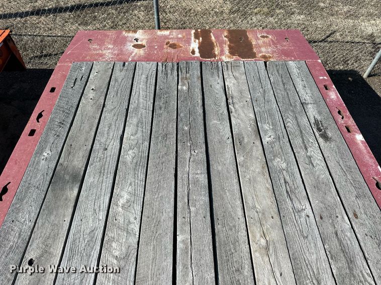 image for item NJ9319 2004 Landoll 345C-35 tilt deck equipment trailer