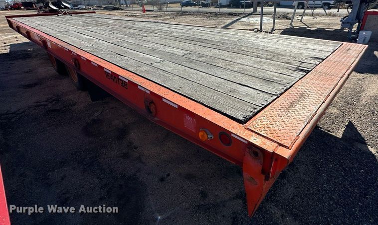 image for item NJ9320 2004 Trail-Eze TE40T28 tilt deck equipment trailer