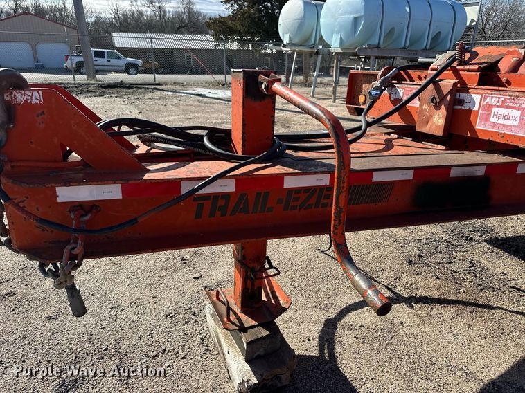 image for item NJ9320 2004 Trail-Eze TE40T28 tilt deck equipment trailer