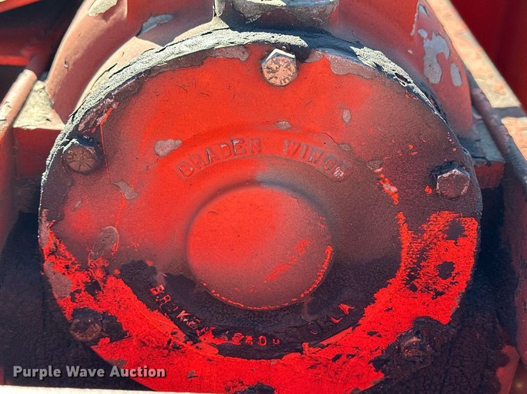 image for item NJ9320 2004 Trail-Eze TE40T28 tilt deck equipment trailer