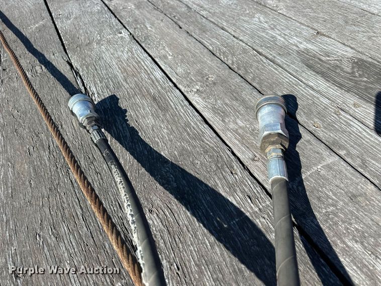 image for item NJ9320 2004 Trail-Eze TE40T28 tilt deck equipment trailer