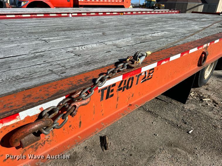 image for item NJ9320 2004 Trail-Eze TE40T28 tilt deck equipment trailer
