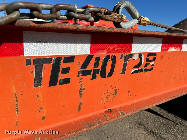 image for item NJ9320 2004 Trail-Eze TE40T28 tilt deck equipment trailer