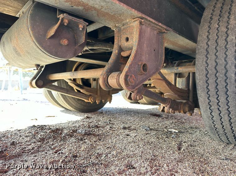 image for item NJ9320 2004 Trail-Eze TE40T28 tilt deck equipment trailer