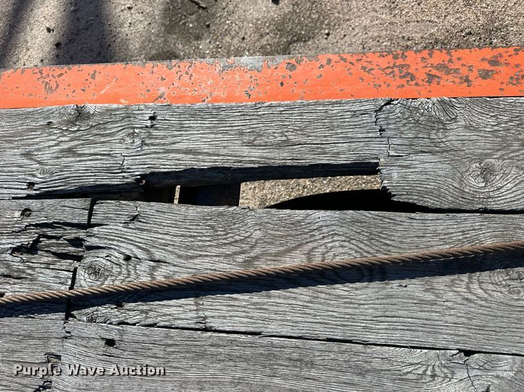 image for item NJ9320 2004 Trail-Eze TE40T28 tilt deck equipment trailer