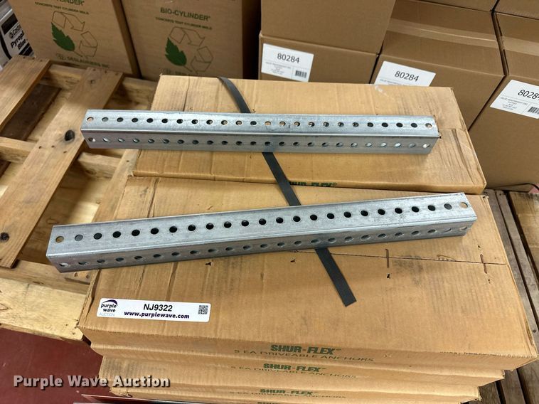 image for item NJ9322 Barricade signs