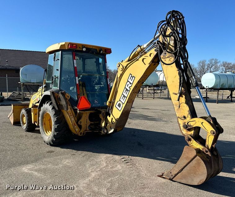 image for item NJ9325 2006 John Deere 310G backhoe