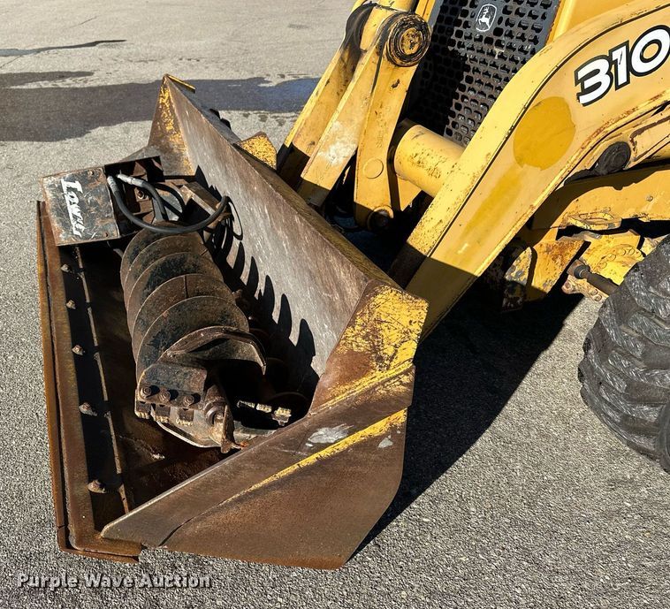 image for item NJ9325 2006 John Deere 310G backhoe