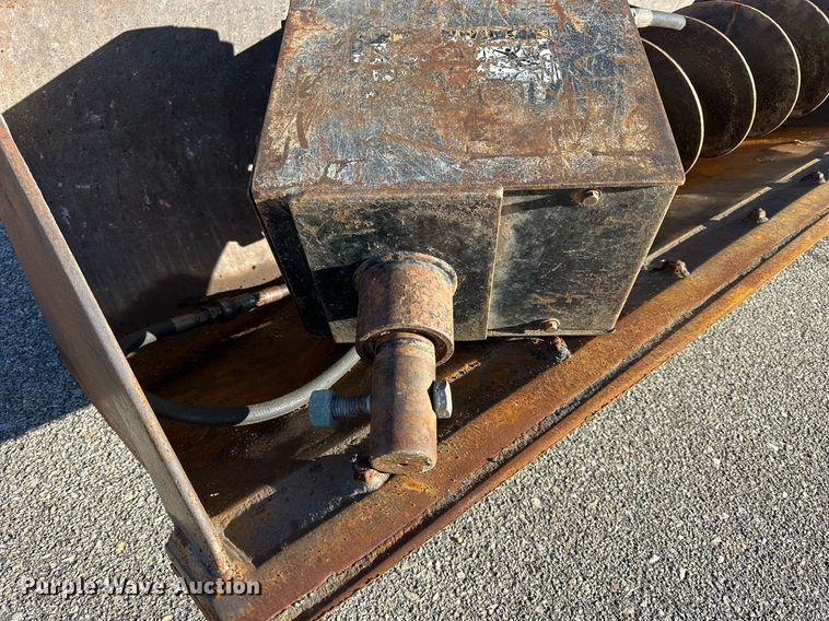 image for item NJ9325 2006 John Deere 310G backhoe