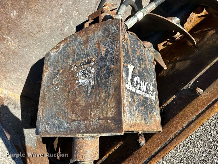 image for item NJ9325 2006 John Deere 310G backhoe