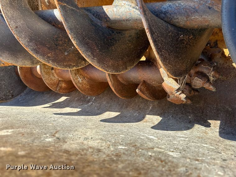 image for item NJ9325 2006 John Deere 310G backhoe