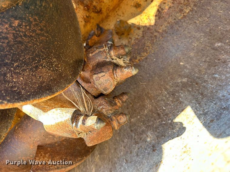 image for item NJ9325 2006 John Deere 310G backhoe