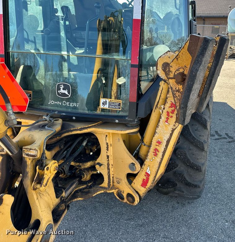 image for item NJ9325 2006 John Deere 310G backhoe