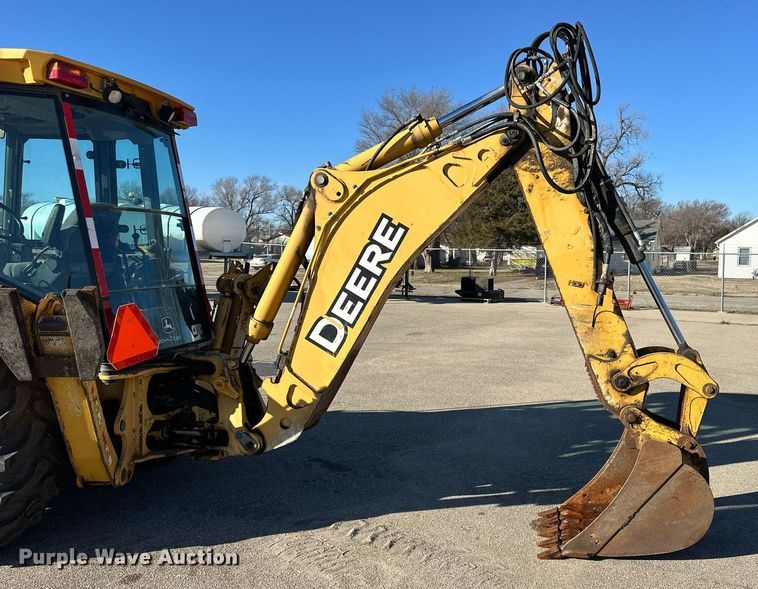 image for item NJ9325 2006 John Deere 310G backhoe