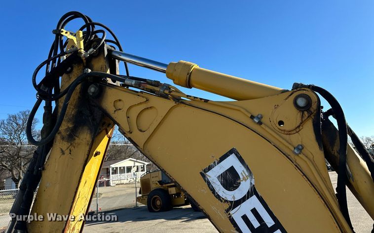 image for item NJ9325 2006 John Deere 310G backhoe