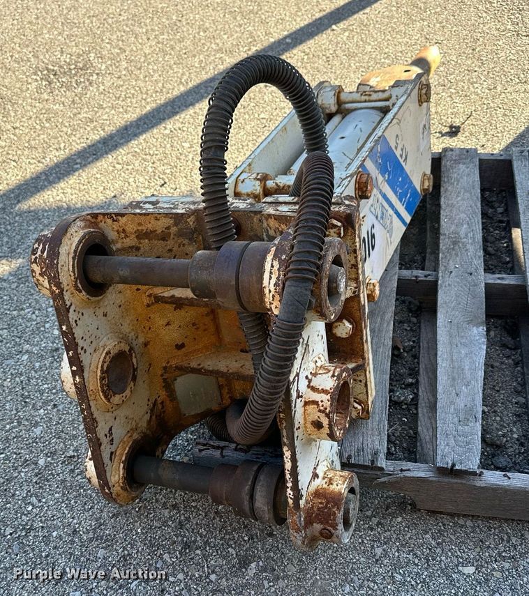 image for item NJ9325 2006 John Deere 310G backhoe