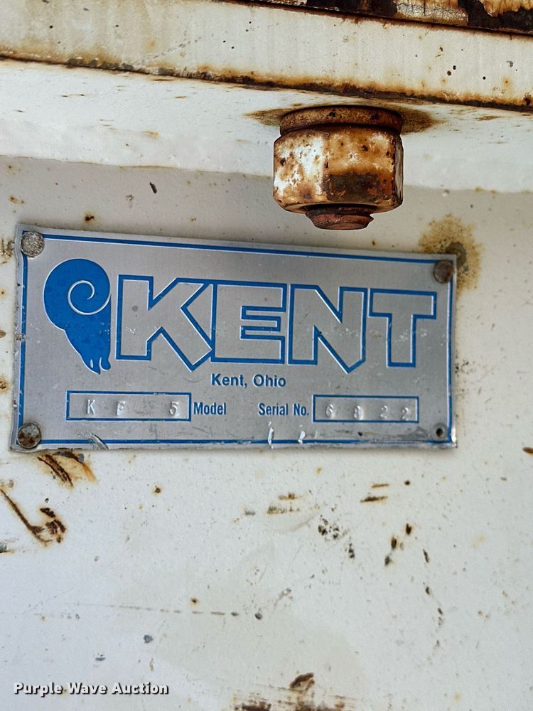 image for item NJ9325 2006 John Deere 310G backhoe