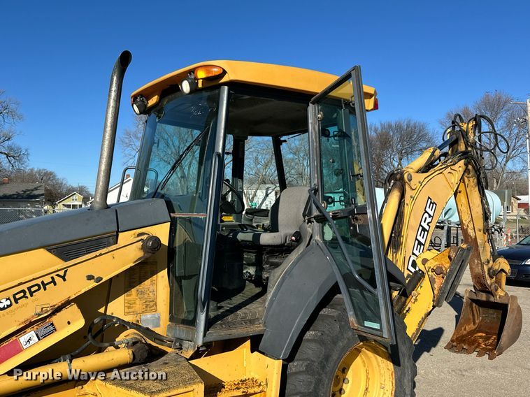 image for item NJ9325 2006 John Deere 310G backhoe