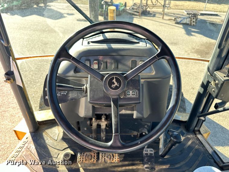 image for item NJ9325 2006 John Deere 310G backhoe