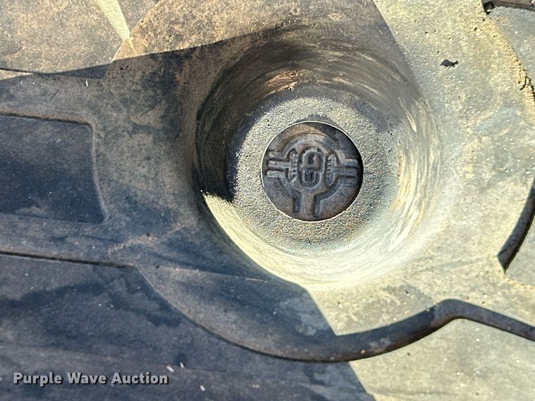 image for item NJ9325 2006 John Deere 310G backhoe