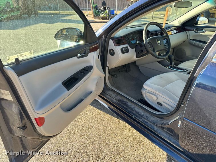image for item NJ9326 2009 Chevrolet Impala LS 