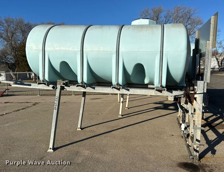 image for item NJ9327 1998 Norwesco 1635 salt brine tank