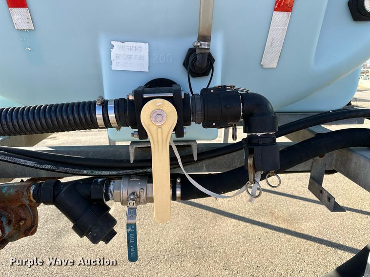 image for item NJ9327 1998 Norwesco 1635 salt brine tank