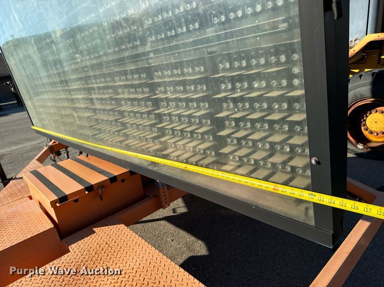 image for item NJ9329 2008 Ver-Mac PCMS-1210 message board trailer