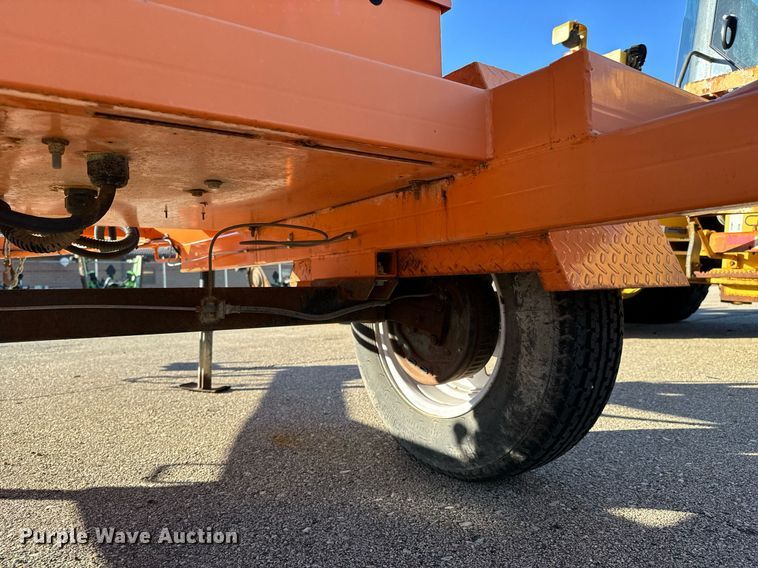 image for item NJ9329 2008 Ver-Mac PCMS-1210 message board trailer