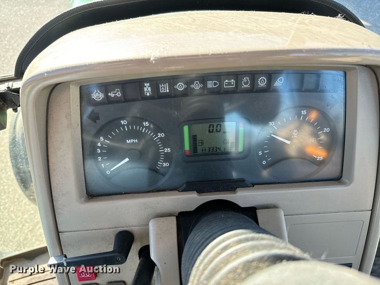 image for item NJ9331 2006 John Deere 6415 tractor