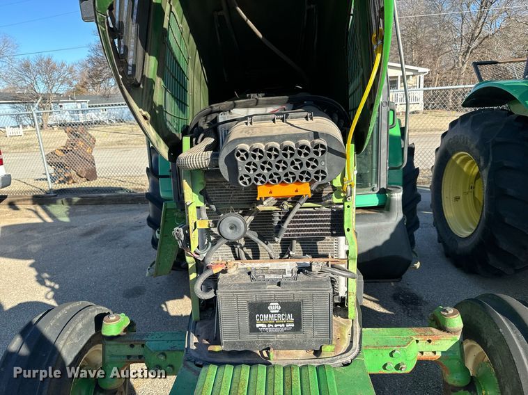 image for item NJ9331 2006 John Deere 6415 tractor