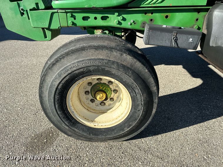 image for item NJ9331 2006 John Deere 6415 tractor