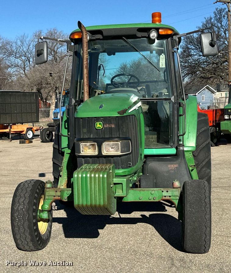 image for item NJ9332 2006 John Deere 6415 tractor