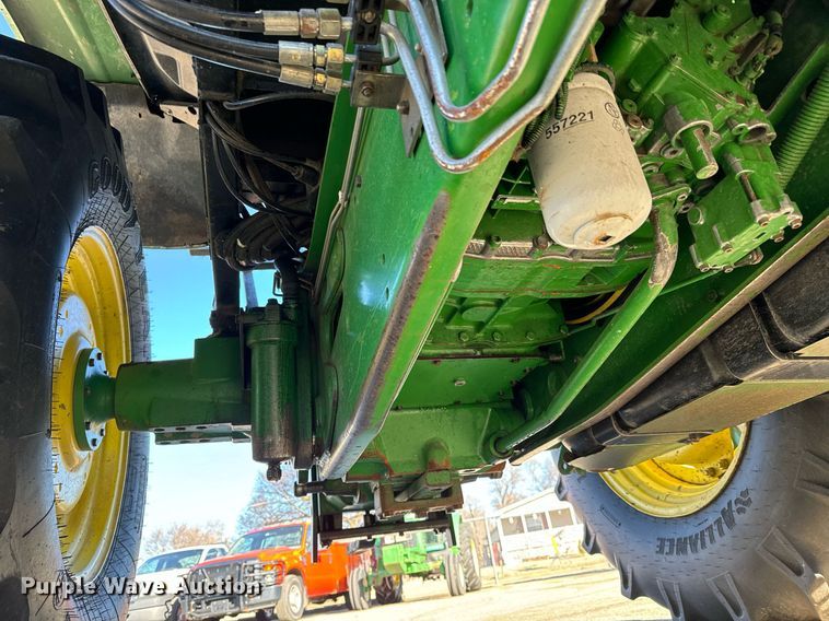 image for item NJ9332 2006 John Deere 6415 tractor