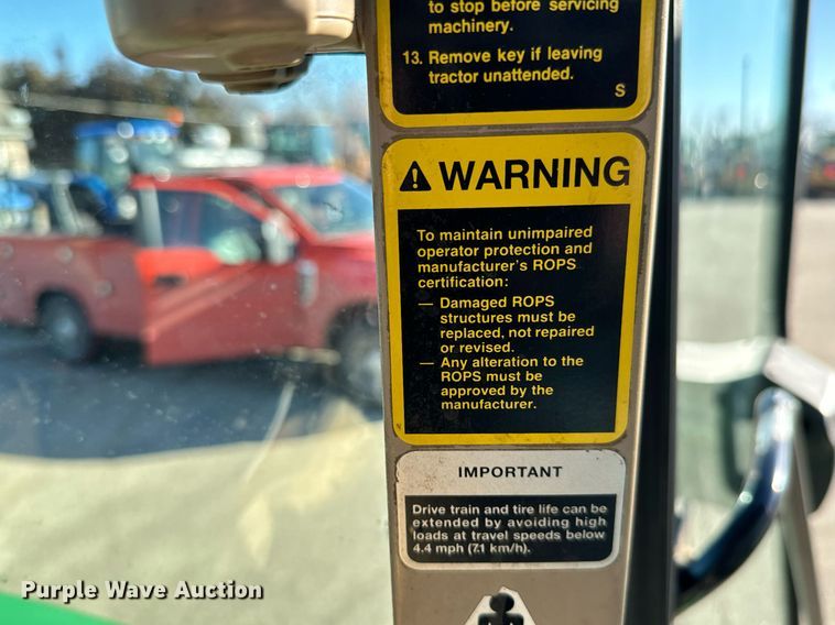 image for item NJ9332 2006 John Deere 6415 tractor