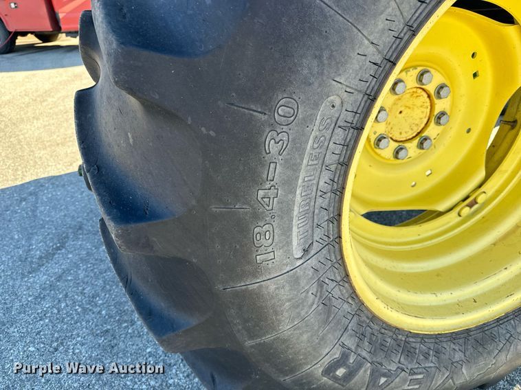 image for item NJ9332 2006 John Deere 6415 tractor