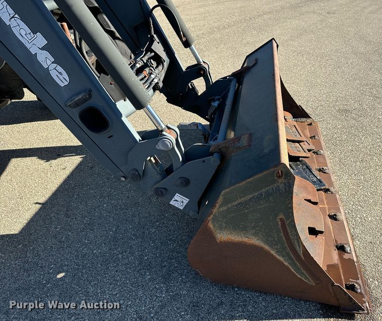 image for item NJ9333 2006 New Holland TM-120 MFWD tractor