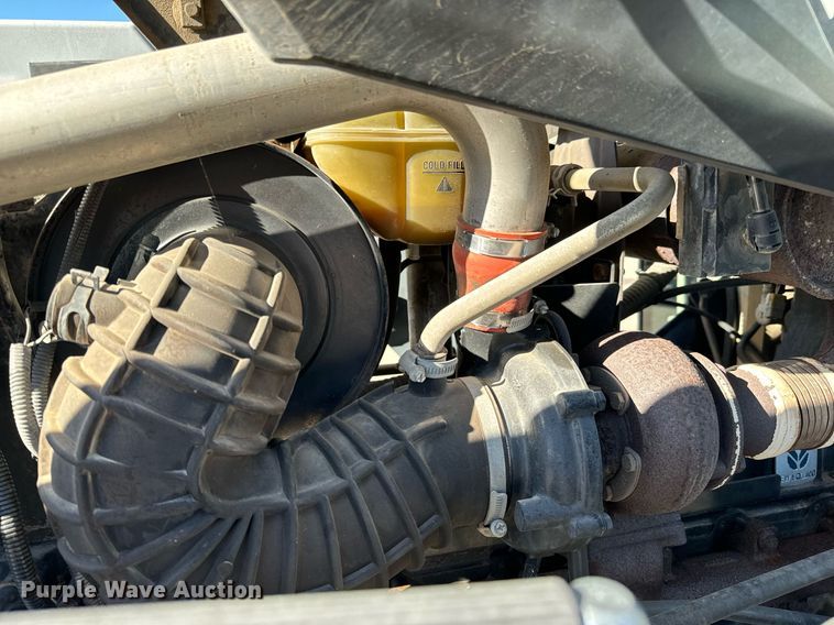 image for item NJ9333 2006 New Holland TM-120 MFWD tractor