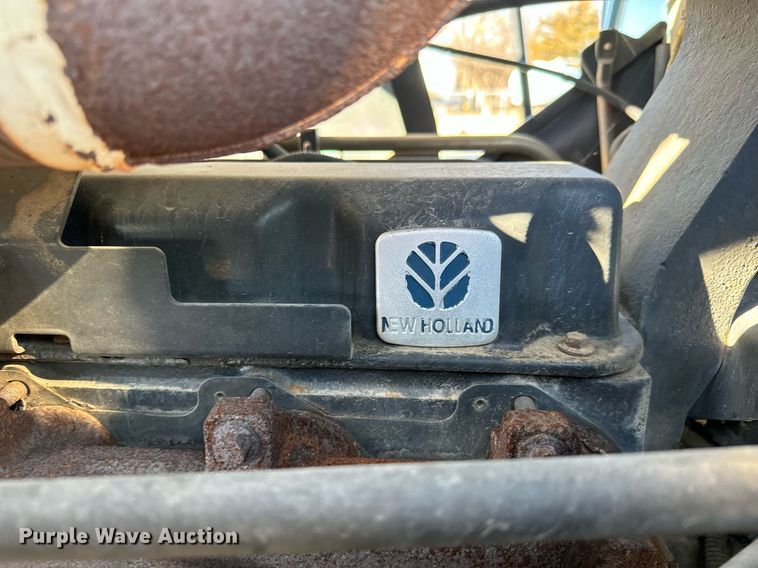 image for item NJ9333 2006 New Holland TM-120 MFWD tractor