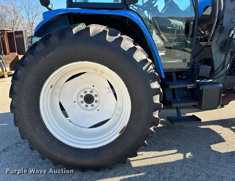 image for item NJ9333 2006 New Holland TM-120 MFWD tractor