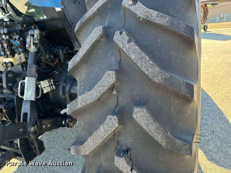 image for item NJ9333 2006 New Holland TM-120 MFWD tractor