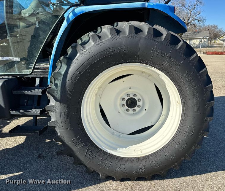 image for item NJ9333 2006 New Holland TM-120 MFWD tractor