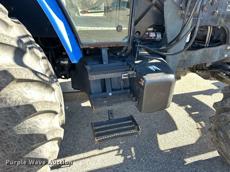 image for item NJ9334 2006 New Holland TM-120 MFWD tractor
