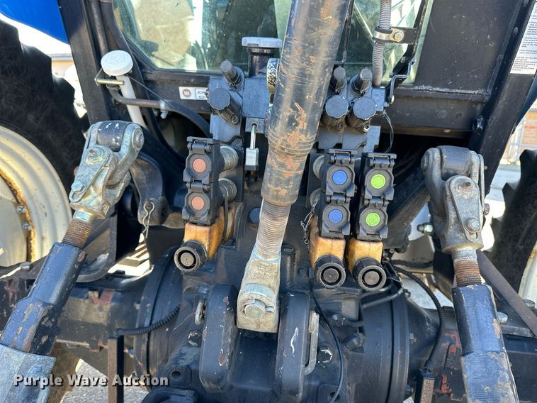 image for item NJ9334 2006 New Holland TM-120 MFWD tractor