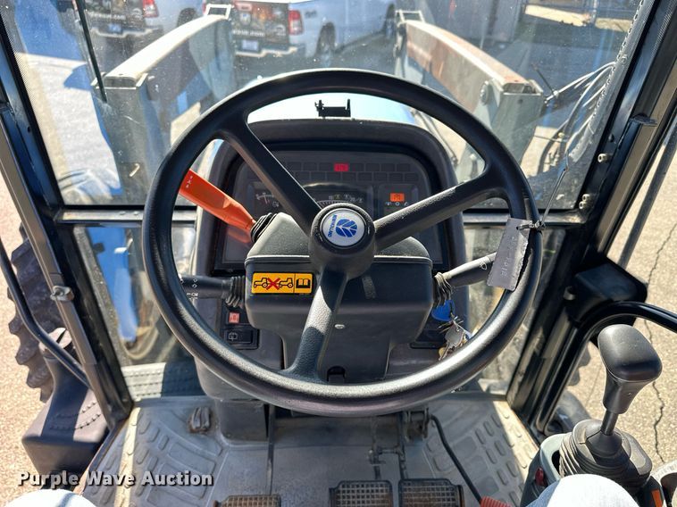 image for item NJ9334 2006 New Holland TM-120 MFWD tractor